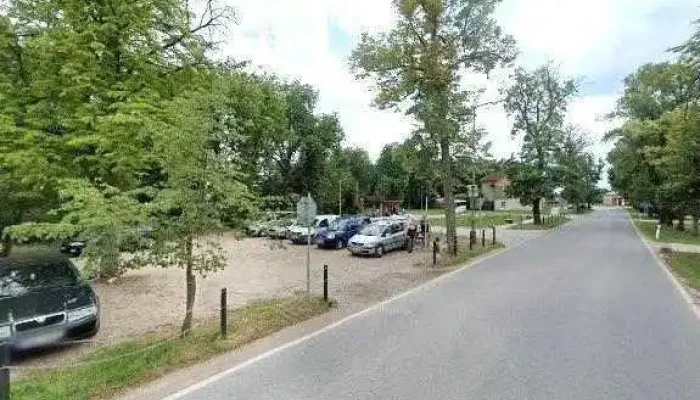 Restaurace U Otomanskych Penzion Street View A 360deg - Nymburská 132