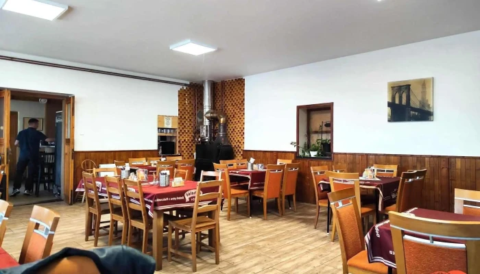 Restaurace U Otomanskych Penzion Vzhled A Atmosfera - Nymburská 132