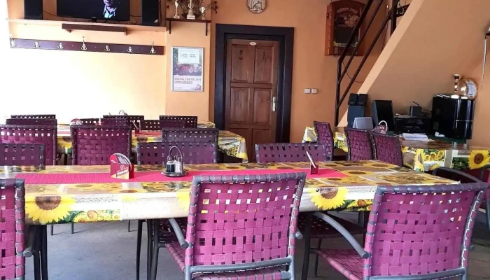 Restaurace U Pava Kladno Vzhled A Atmosfera - Dubí
