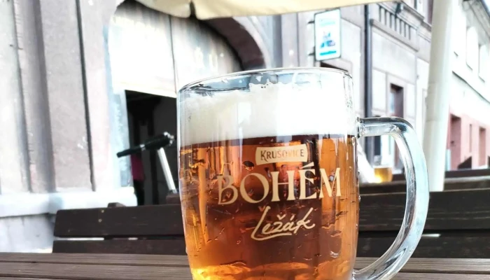 Restaurace U Pilaru Jak Se Dostat - Nám. T. G. Masaryka 111