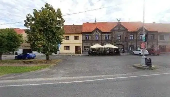 Restaurace U Pilaru Street View A 360deg - Nám. T. G. Masaryka 111