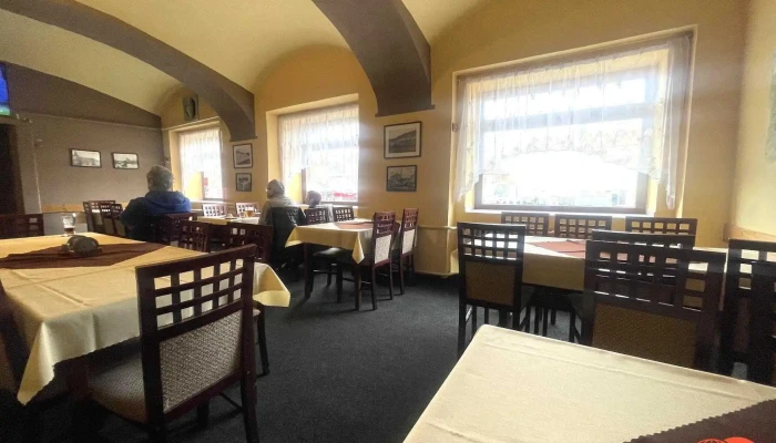 Restaurace U Pilaru Vzhled A Atmosfera - Nám. T. G. Masaryka 111