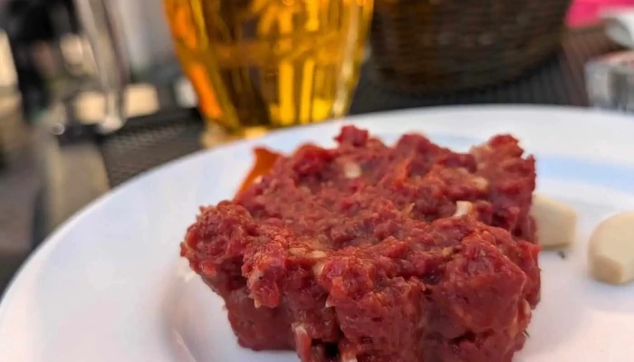 Restaurace U Pirata Nejnovejsi - Nám. Míru 6/5