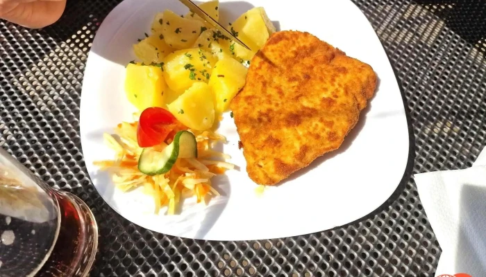Restaurace U Pirata Rizek - Nám. Míru 6/5