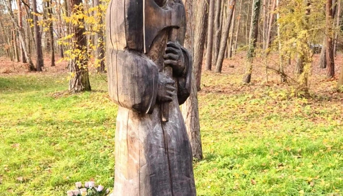 Restaurace U Pramene -    Klubovna Zahradkaru Kersko Oteviraci Doba - Hradištko-sadská