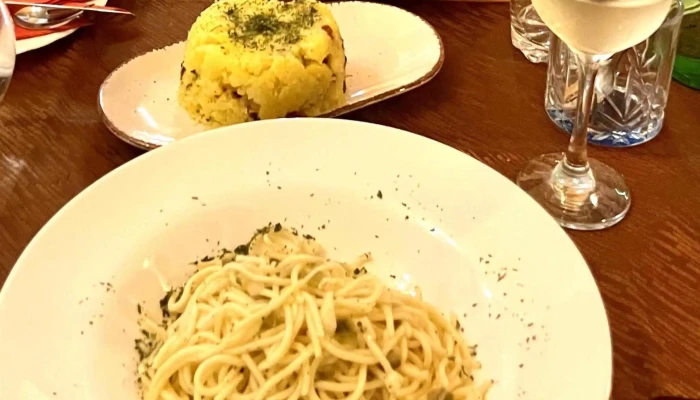 Restaurace U Radnice -  Telefon - Pivovarská 575