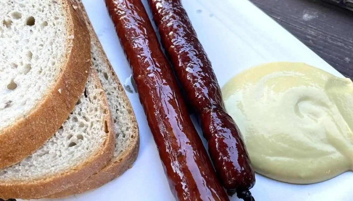 Restaurace U Starenky Jidlo A Piti - Nádražní 332