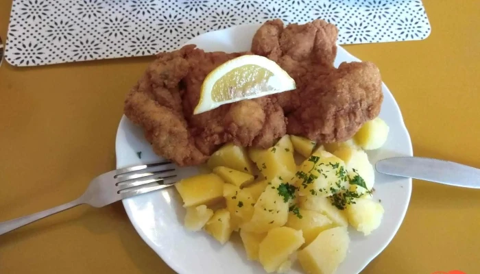 Restaurace U Vaclava Jidlo A Piti - Náměstí 12