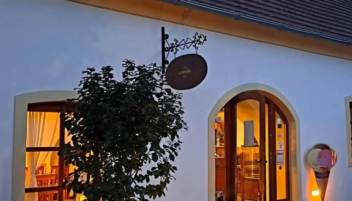 Restaurace U Zamku Telefon - Zámecký Obvod 29