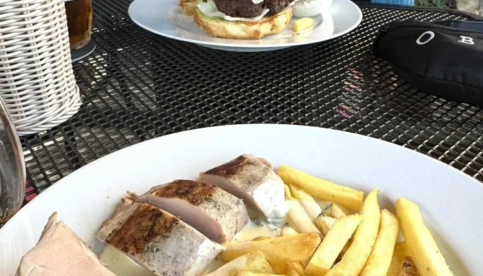 Restaurace U Zimu Slevy - Husova 7