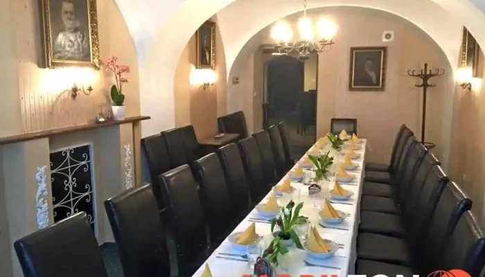 Restaurace U Zlateho Hroznu Vzhled A Atmosfera - Rakovník I