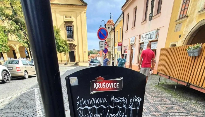 Restaurace Ungelt -  Hledam - Masarykovo Nám. 4