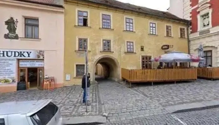 Restaurace Ungelt -  Street View A 360deg - Masarykovo Nám. 4