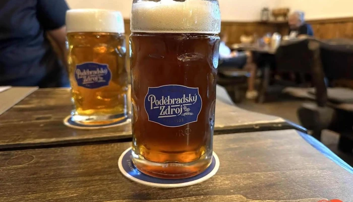 Restaurace V Pivovare Pivo - Paroubkova 24