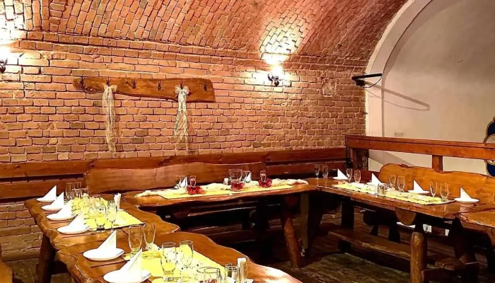 Restaurace V Pivovare Vzhled A Atmosfera - Paroubkova 24