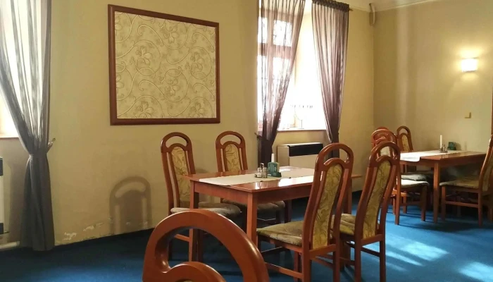 Restaurace V Podzamci   Pizzerie čislo - 3, Masarykova 65