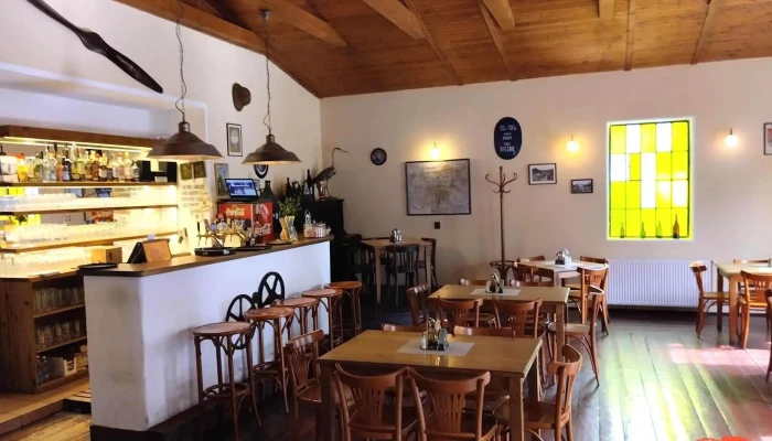 Restaurace V Raji Vzhled A Atmosfera - Ráj 7