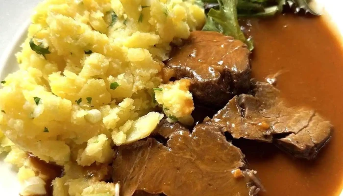 Restaurace Ve Dvore Jidlo A Piti - Pohraniční 333
