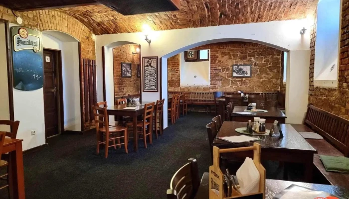 Restaurace Ve Dvore Vse - Pohraniční 333