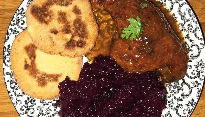 Restaurace Vinopalna -  Telefon - Školní 19