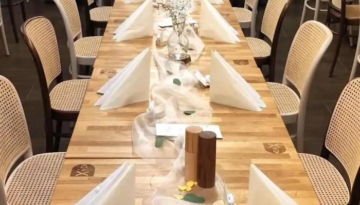 Restaurace Vinopalna -  Vzhled A Atmosfera - Školní 19