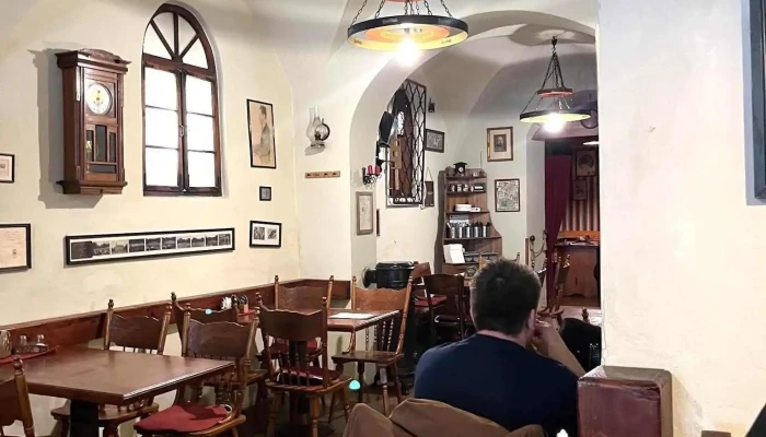 Restaurace Vodni Meloun Vse - Velké Nám. 34