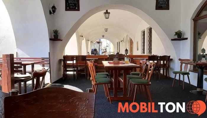 Restaurace Vodni Meloun Vzhled A Atmosfera - Velké Nám. 34