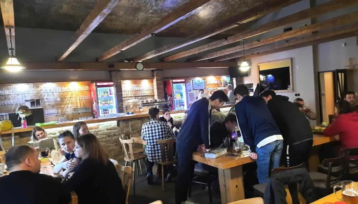 Restaurace Zahajene Vzhled A Atmosfera - Sportovní 340