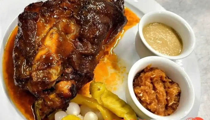 Restaurace Zahradka Na Kopecku Od Vlastnika - Mladá