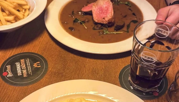 Restaurace Zahradka Na Kopecku Otevřeno Nyni - Mladá