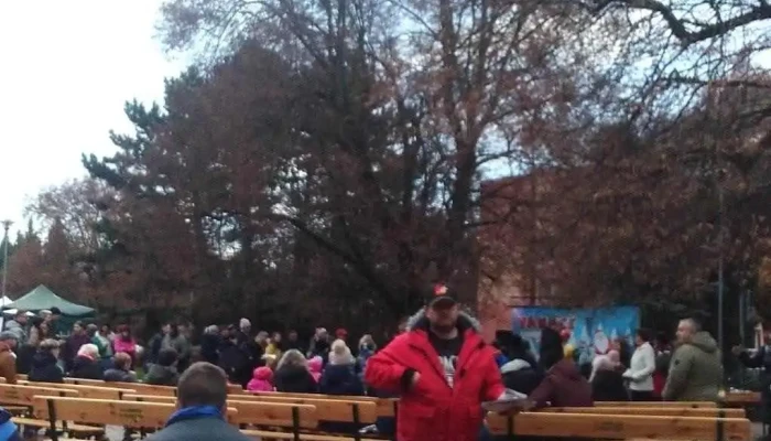 Restaurace Zdar -  Vzhled A Atmosfera - Ústecká 219