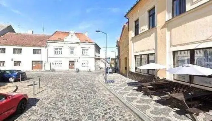 Restaurace Zlaty Lev Street View A 360deg - Nám. Míru 19