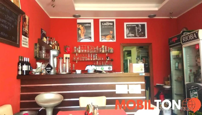 Restaurant A Cafe Bar Eden Vzhled A Atmosfera - Kolín I