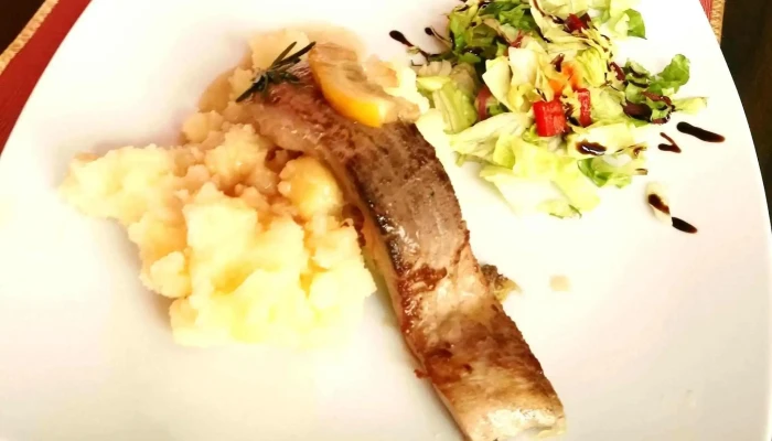 Restaurant A Cafe Bar Eden česka Restaurace - Kolín I