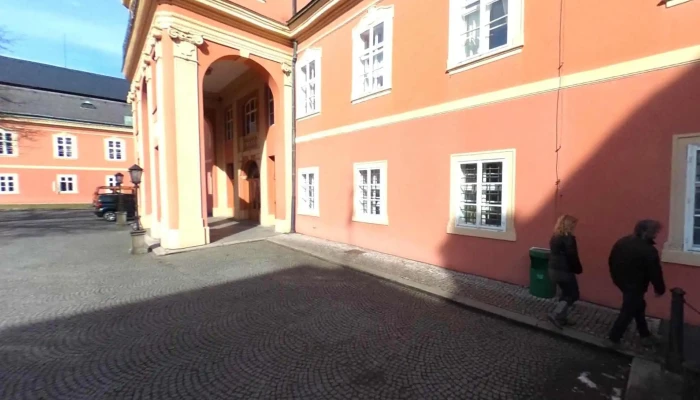Restaurant Chateau Dobris Street View A 360deg - Nám. Svobody 1