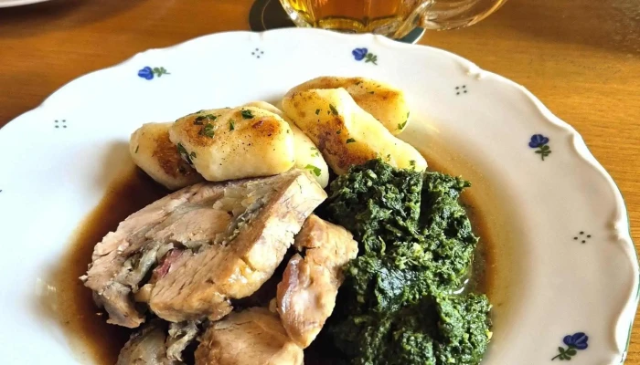Restaurant Kulatak Restaurace - Praha 6-bubeneč