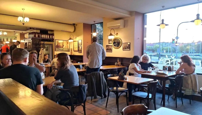 Restaurant Kulatak Vzhled A Atmosfera - Praha 6-bubeneč