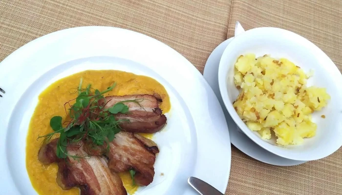 Restaurant Sport -  V Hotel čislo - Nám. 8. Května 219