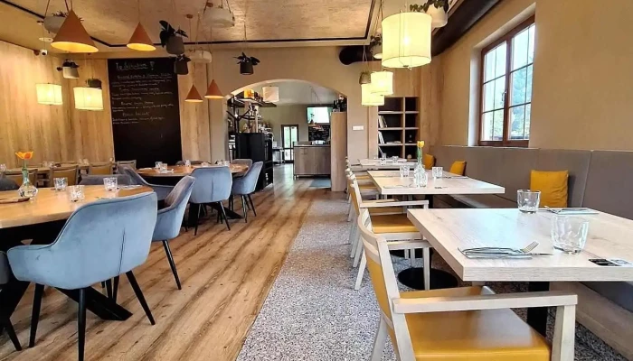 Restovna Restaurace Penzion Jiloviste Nejnovejsi - Pražská 260