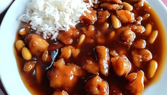 Retro Ceska Restaurace Asie Kureci Kung Pao - Mladá Boleslav Iii