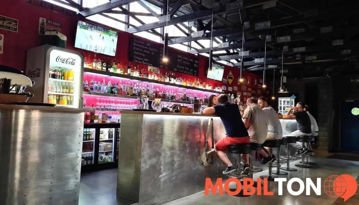 Retro Pub -  Vzhled A Atmosfera - Znojemská 58