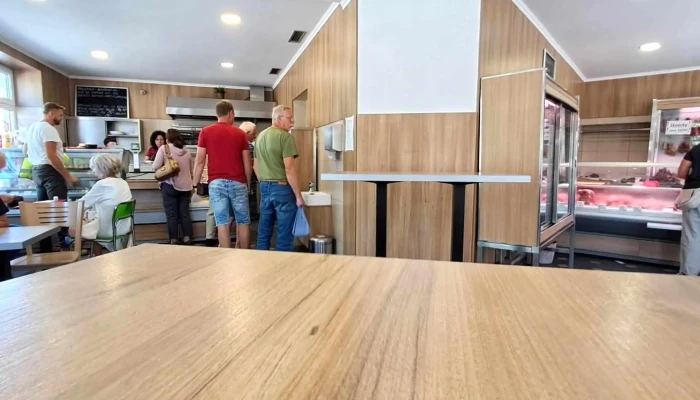Rodinne Reznictvi Zajicek Restaurace - Hálkova 666