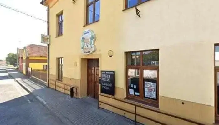 Rodinny Pivovar Neumann Street View A 360deg - Chorušická 93