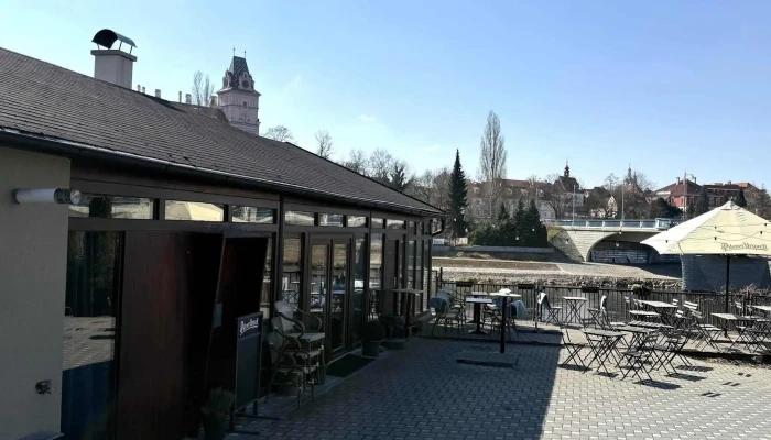 Rybicka Restaurace Bistro Restaurace - Nábřežní 1640