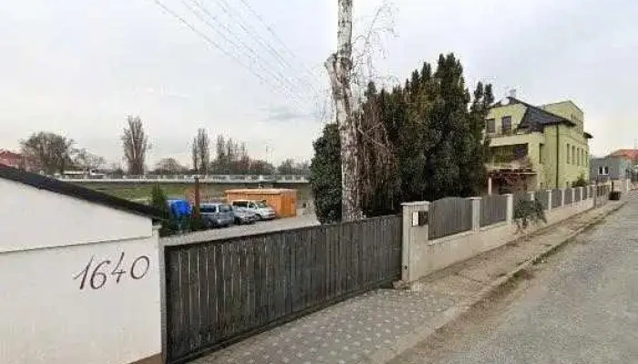 Rybicka Restaurace Bistro Street View A 360deg - Nábřežní 1640
