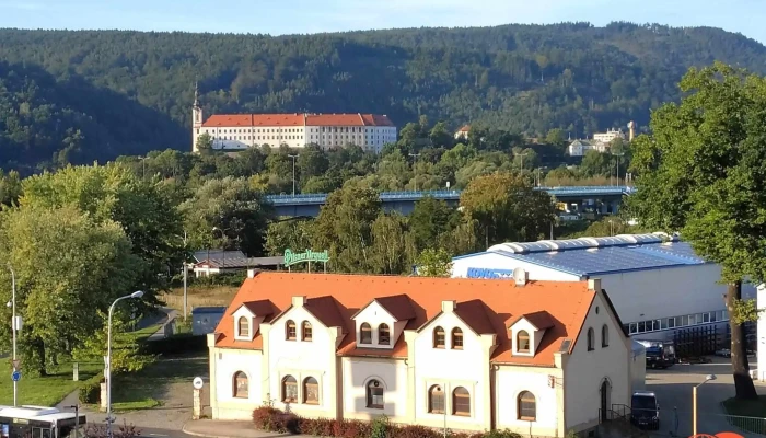 S -  Centrum Decin Od Hostu - Rozbělesy
