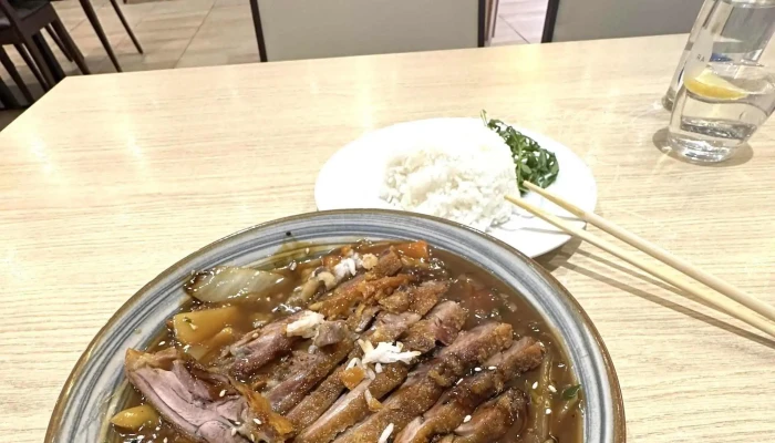 Sakuras Restaurace Instagram - Tyršova 215
