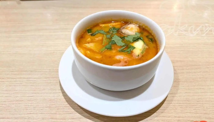 Sakuras Restaurace Tom Yum - Tyršova 215