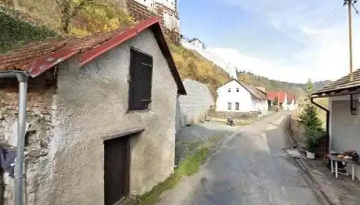 Sazavsky Kraken Street View A 360deg - Český Šternberk