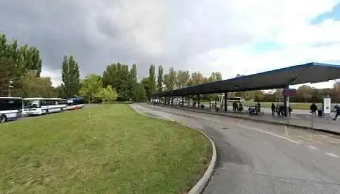 Sazka -    Tabak Kostka   Autobusove Nadrazi Vse - Bezručova 3582